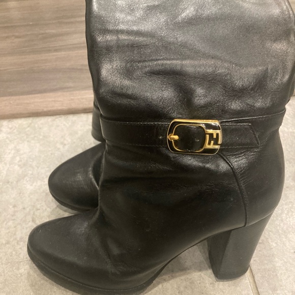 Fendi boots - Picture 2 of 5